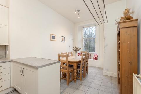 2 bedroom flat for sale, 94 (1F2), Warrender Park Road, Edinburgh, EH9 1ET