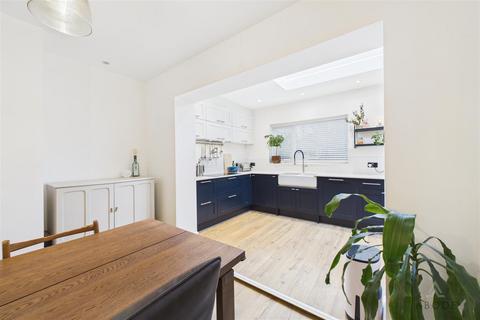 3 bedroom semi-detached house for sale, Lichfield Road, Burton-On-Trent DE14