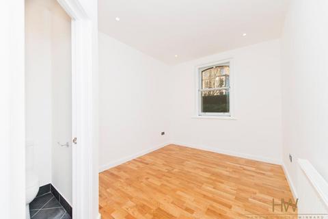2 bedroom apartment to rent, Second Avenue, Hove, BN3