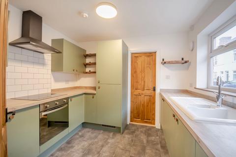 3 bedroom end of terrace house for sale - Garnet Street, Netherfield, Nottingham, Nottinghamshire, NG4 2FB