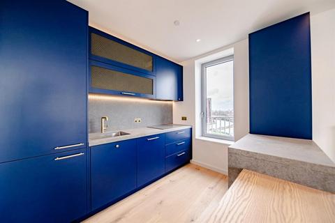 2 bedroom flat to rent, Orchard Place, London E14