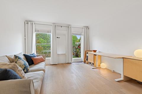 1 bedroom apartment to rent - Collinson Walk, London SE1