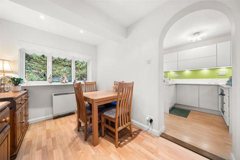 2 bedroom end of terrace house for sale, Simmonds Close, Berkshire RG42