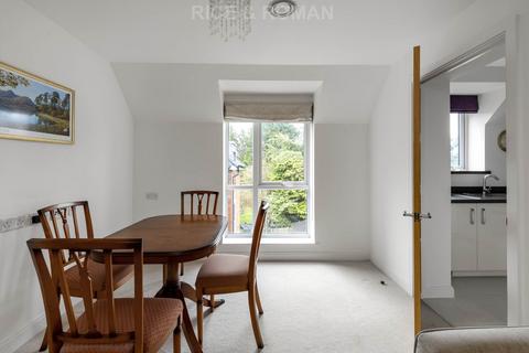 1 bedroom retirement property for sale, Dukes Ride, Crowthorne RG45