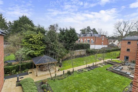 1 bedroom retirement property for sale, Dukes Ride, Crowthorne RG45