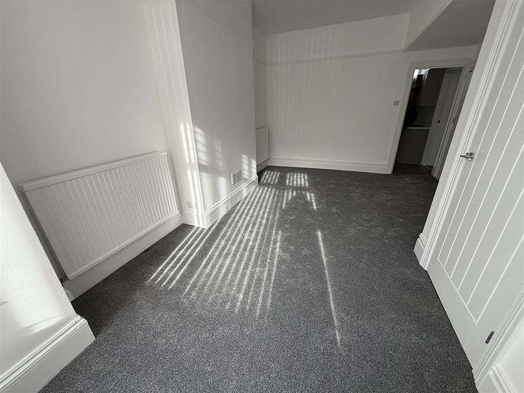 Bedroom 2: