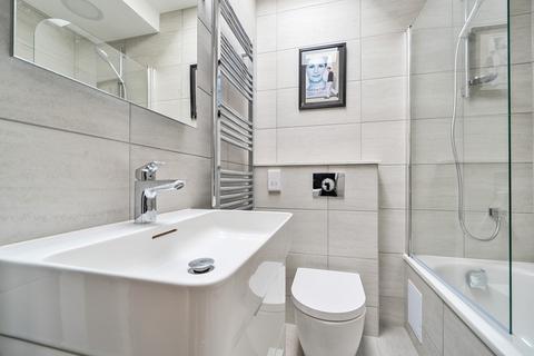 undefined, Kensington Park Road, Notting Hill, London W11