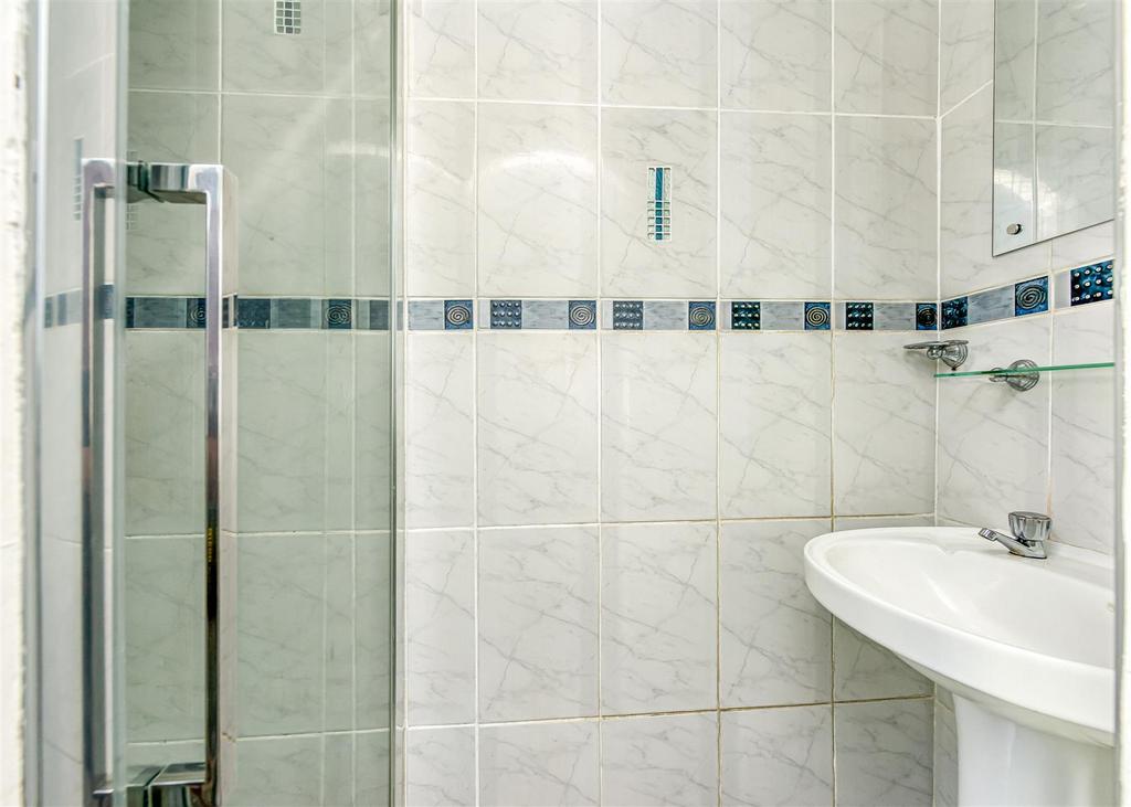 44 Gervase Drive-Shower.jpg