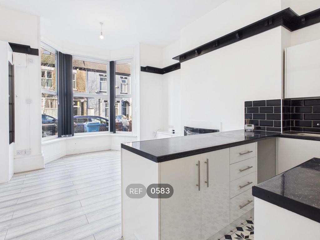 Kitchen / Living area