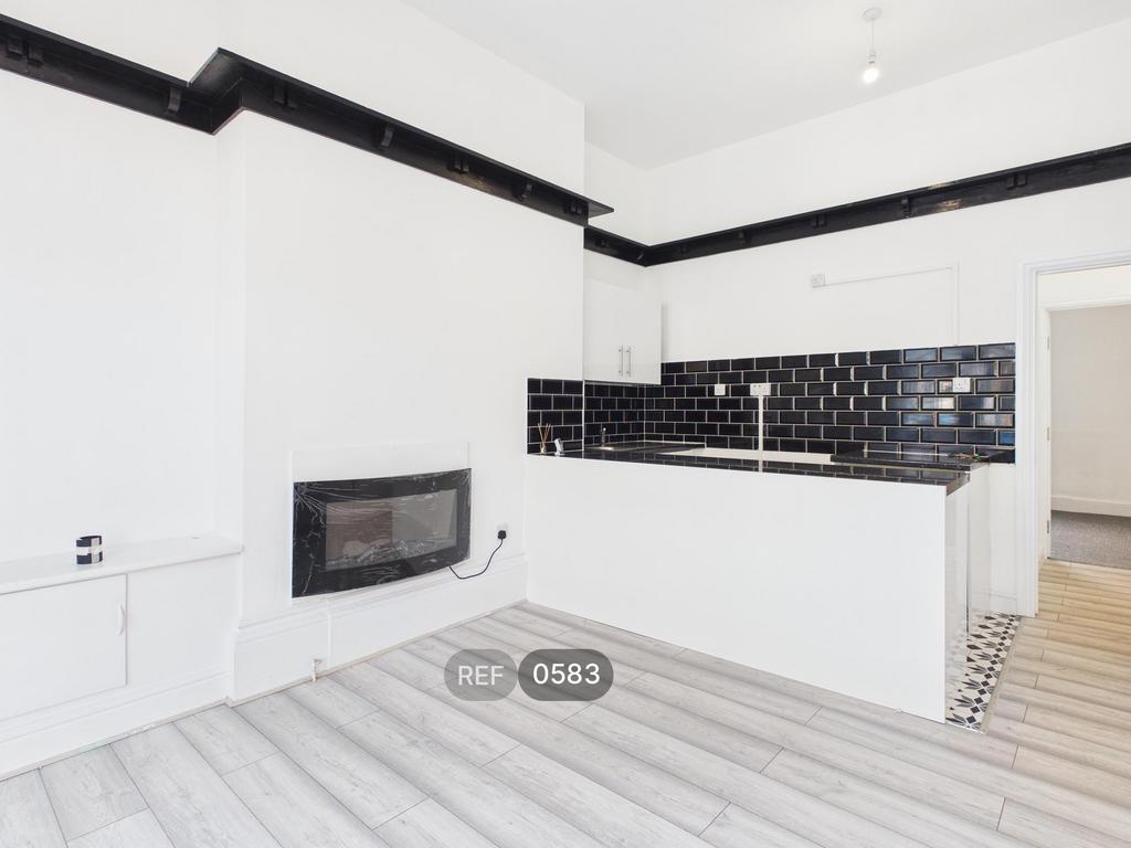 Kitchen / Living area
