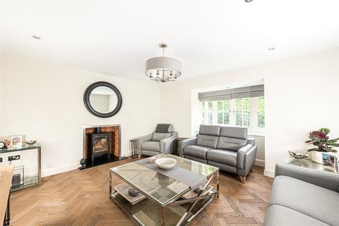 4 bedroom detached house for sale, Salford Road, Aspley Guise, Milton Keynes, Bedfordshire, MK17