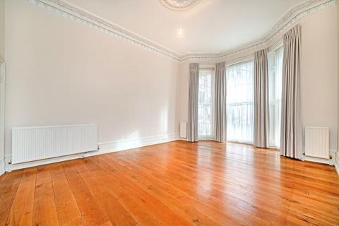 2 bedroom flat for sale, Holland Park, London W11