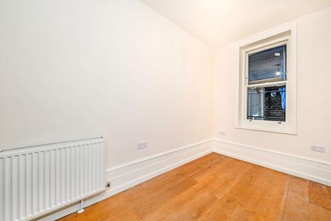 2 bedroom flat for sale, Holland Park, London W11