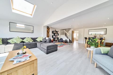 undefined, Derwent Road Basingstoke RG22 5JD