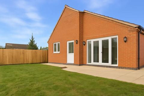2 bedroom detached bungalow for sale, Silver Street, March, PE15