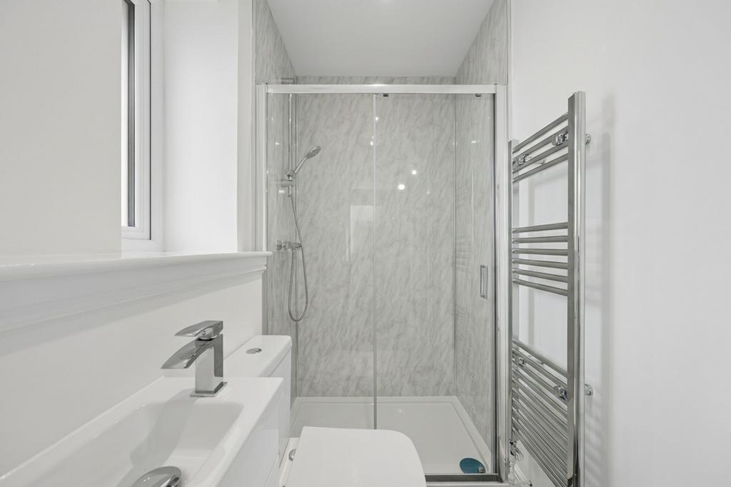 Bedroom Two En-Suite