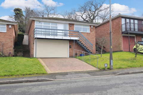 3 bedroom detached house to rent, Thicknall Drive, Stourbridge, DY9