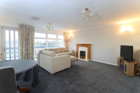 3 bedroom detached house to rent, Thicknall Drive, Stourbridge, DY9
