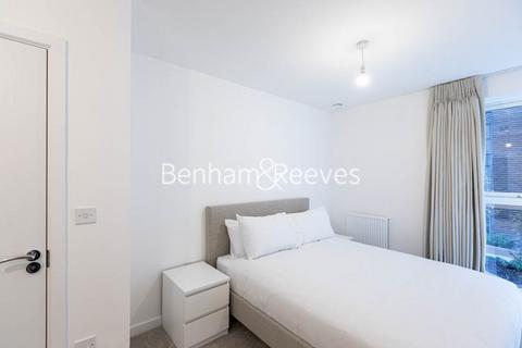 2 bedroom apartment to rent, East Acton Lane, Acton  W3