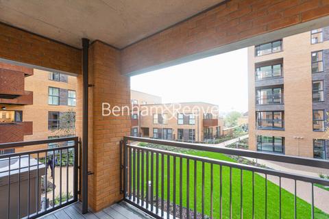 2 bedroom apartment to rent, East Acton Lane, Acton  W3