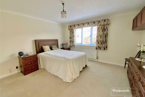 4 bedroom bungalow for sale, Medina Way, Friars Cliff, Christchurch, Dorset, BH23