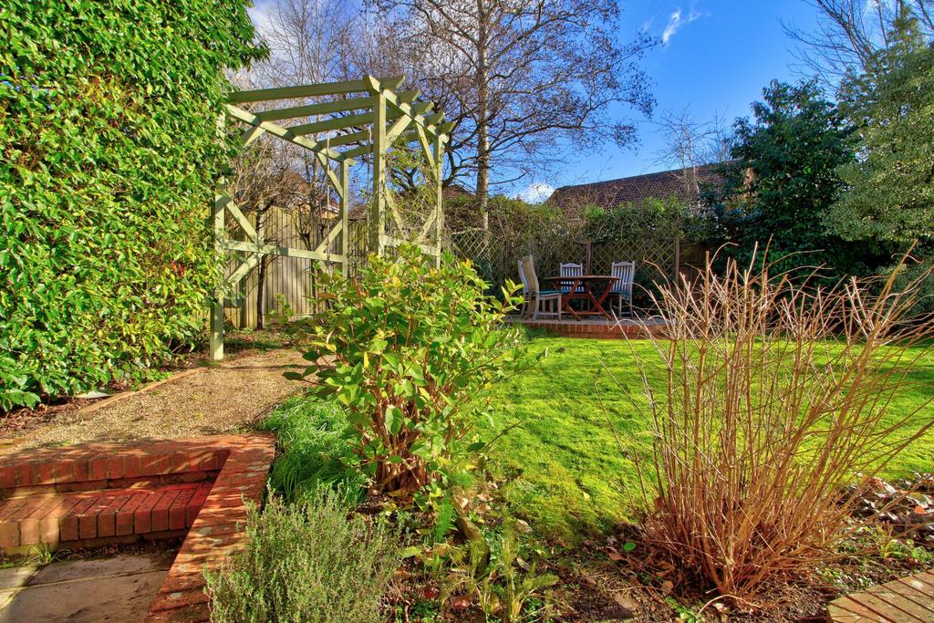 Showing Dining Deck