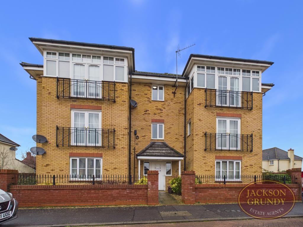 St Crispin Crescent