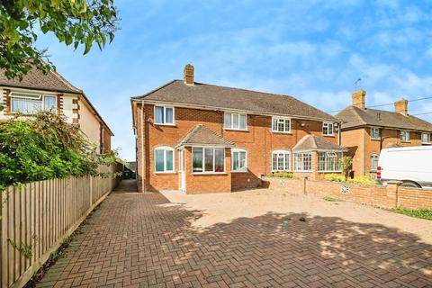undefined, Lower Road, Aylesbury, Stoke Mandeville