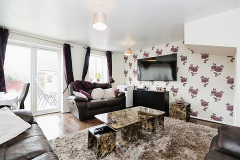 3 bedroom townhouse for sale, Tee Tong Road, Long Lawford, Rugby