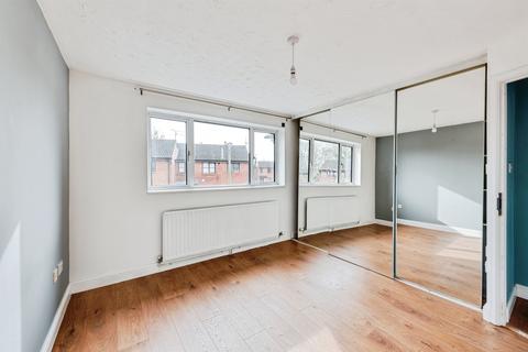 3 bedroom semi-detached house for sale, Cloudberry Road, Swindon