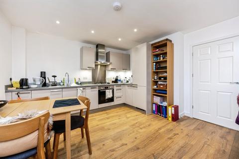 2 bedroom ground floor flat for sale, Warwick Avenue, Bedford