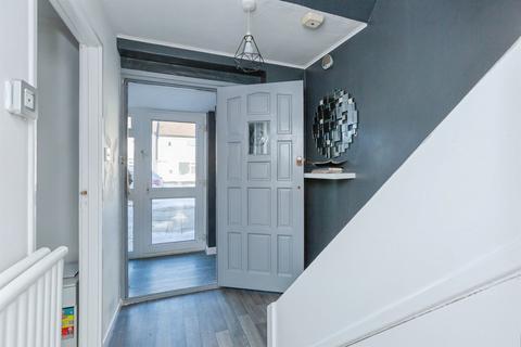 3 bedroom semi-detached house for sale, Tadcaster Avenue, Leicester