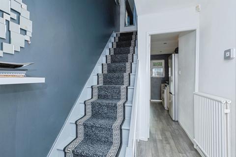 3 bedroom semi-detached house for sale, Tadcaster Avenue, Leicester