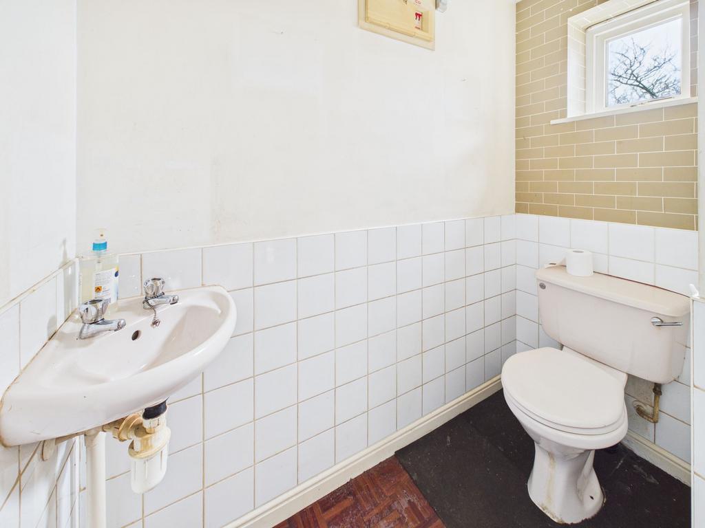 Ground Floor Wc