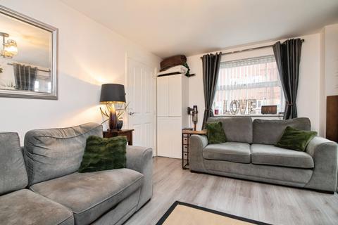 3 bedroom terraced bungalow for sale, Wellspring Gardens, Dudley, DY2