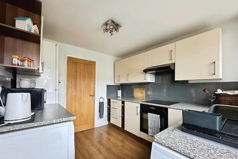 3 bedroom semi-detached house for sale, Windsor Road, Swadlincote DE12