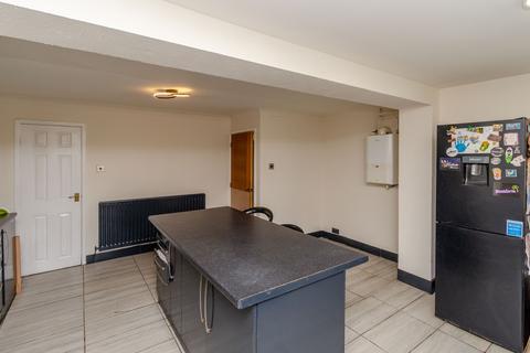 3 bedroom semi-detached house for sale, Elmwood Close, Cannock
