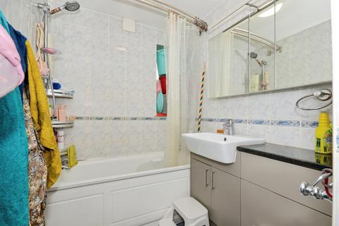 2 bedroom apartment for sale, Francis Road, Harrow