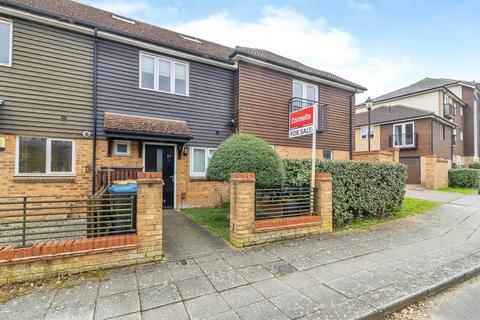Cavan Way, Broughton, Milton Keynes