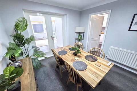 3 bedroom semi-detached house for sale, Silverdale Road, Cramlington, Northumberland, NE23 3LW