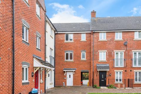 undefined, Mazurek Way, Swindon