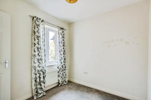 undefined, Mazurek Way, Swindon