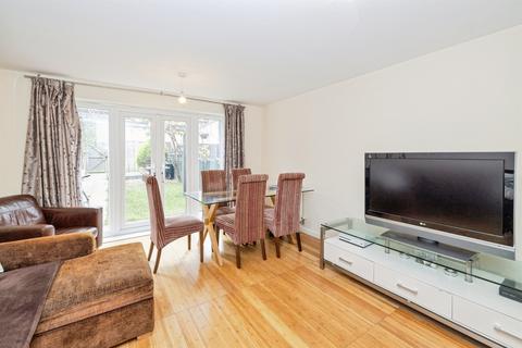 Dodd Road, Watford