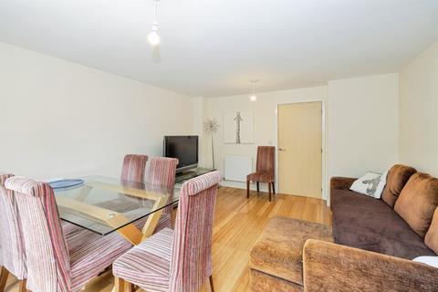 4 bedroom terraced house for sale, Dodd Road, Watford