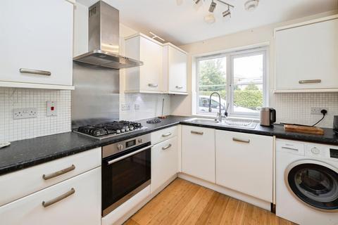 4 bedroom terraced house for sale, Dodd Road, Watford