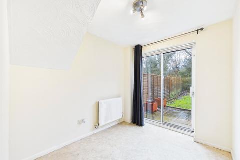 2 bedroom terraced house for sale, Pippen Field, Worcester, Worcestershire, WR4
