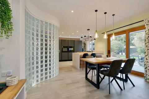 4 bedroom detached house for sale, The Spinney, Hartford, Huntingdon, PE29