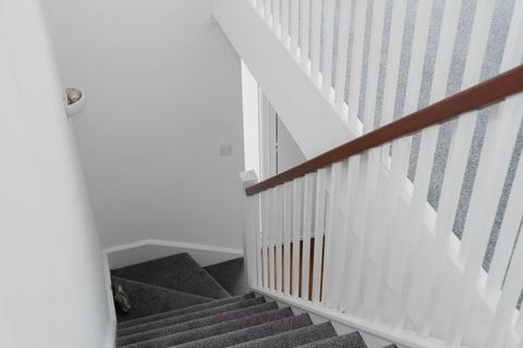 1 bedroom maisonette to rent, East Street, Epsom