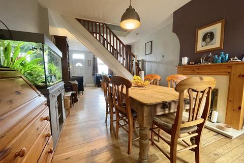 2 bedroom terraced house for sale, Mill Lane, Leicester LE19