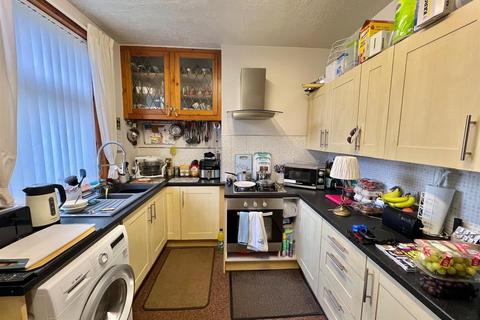 2 bedroom end of terrace house for sale, Grand Cross Road, Huddersfield